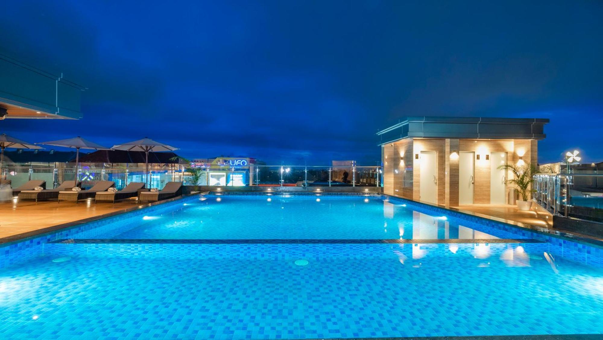 City Of Aventus Hotel - Denpasar ภายนอก รูปภาพ
